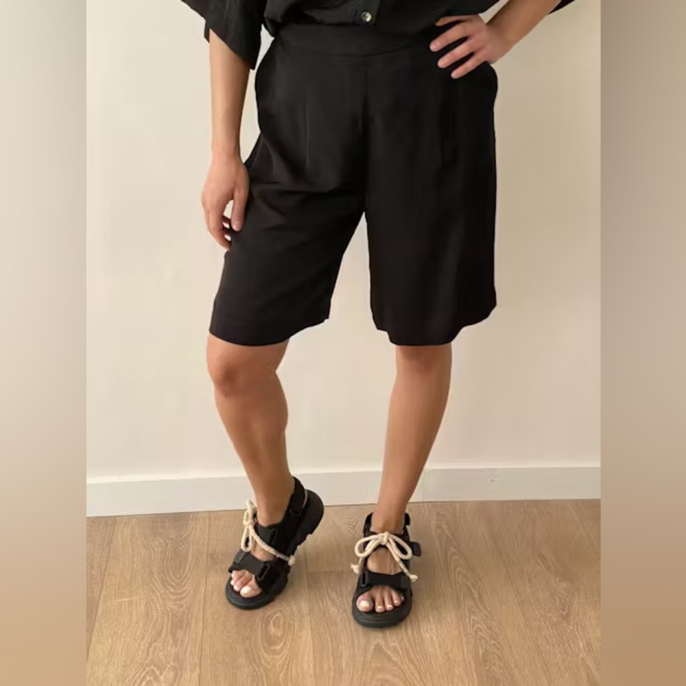 ICHI
Ihedina Shorts size 40 - 8‎